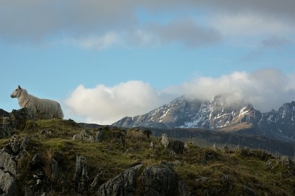 Blaven in winter from the track to Suisnish